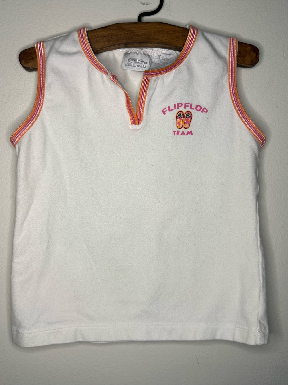 Y2K Athletic Works Girls M White Flip Flop Island Tropical Graphic Muscle Tank